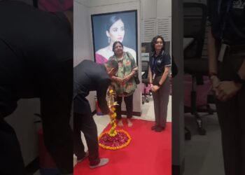 Akshay Trutiya Shopping With ORRA At Palladium Mall#short#AnnaGlow Kitchen #viral #trending #ytshort