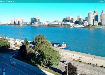2025-08-23 Evening Segment – Detroit River Live Cam from Windsor, Ontario, Canada