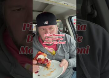 Pizza Mamma Detroit Style 🔥🔥 #pizza #food #review #live #one