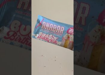 Anabar Bussin Birthday Cake Snack Review 🎂 #shorts #anabar #remingtonjames #snackreview #viralvideo
