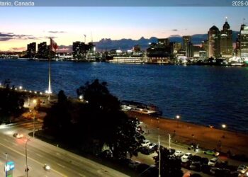 2025-08-24 Morning Segment – Detroit River Live Cam from Windsor, Ontario, Canada
