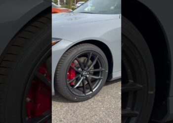 2024 Nissan Z Performance Manual Walk-around! #nissan #nissanz #nissannismo #walkaround