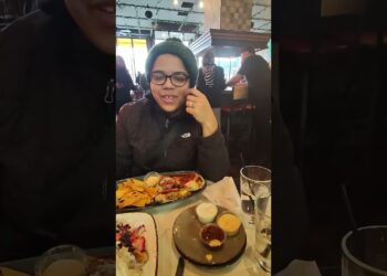 It’s nasty? #pov #food #youtubeshorts #vlog #breakfast #foodie #foodreview #detroit #reels #fyp