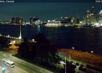 2025-08-08 Evening Segment – Detroit River Live Cam from Windsor, Ontario, Canada