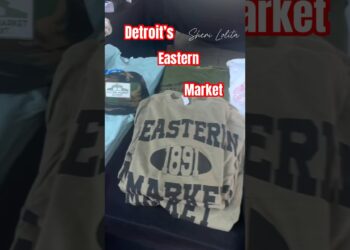 Detroit’s Eastern Market! 💐 #shorts #detroit #farmersmarket