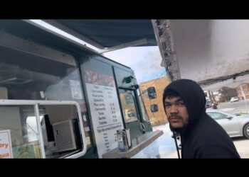 Detroit Taco Truck Food Review (10/10)