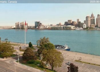 2025-06-01 Evening | Windsor, Ontario, Canada | Detroit Skyline, Michigan, USA