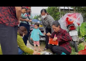 Harvesting melons and selling them at the market for profit_Ly Tieu Yen