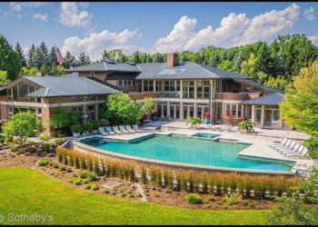 Inside a 16-Acre Ann Arbor ARCHITECTURAL MASTERPIECE With Resort-Style Amenities