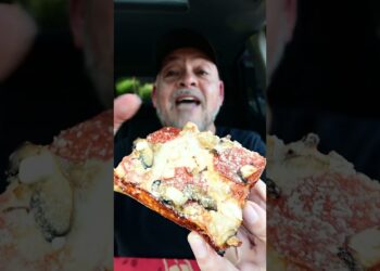 Jets- Detroit Style 8 Corner and Ranch- Sponsored #sponsored #teamingupwithjets #paidpromotion