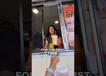 Mexican Snack Truck in Detroit! 😱 #foodreview #michigan #detroit