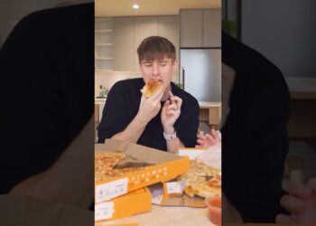 Two Brits try Hot-N-Ready Pizza from Little Caesars!