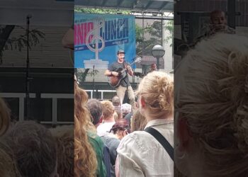 Phillip Phillips – Get Up Get Down – @ Sonic Lunch Ann Arbor