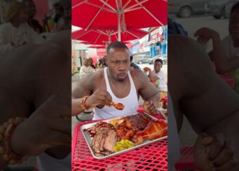 Best bbq  @thesmokefactory_ny 5805 W Irlo Bronson Memorial Hwy, Kissimmee, FL 34746 #foodie #shorts