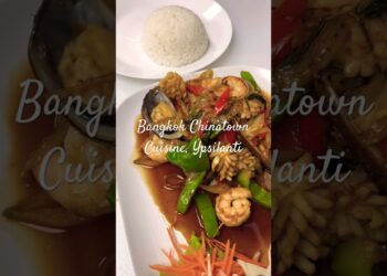 Bangkok Chinatown Cuisine, Ypsilanti’s Pad Basil Seafood. #dinner #food #thaifood #annarbor #foodie