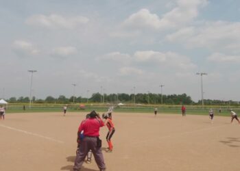 Hannah Williams (2027) #19 at Catcher to make the out at the All State Championship in Canton, Mi