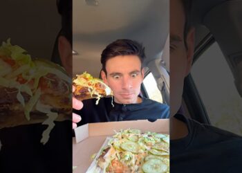 Grandma Bob’s Pizza Review in Detroit, Michigan #foodreview #shorts