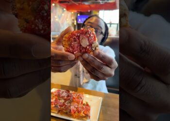 Detroit-Style pizza?? 🔥🤤 #foodie #kansascity #pizza #food #yummy #eating #foodreview