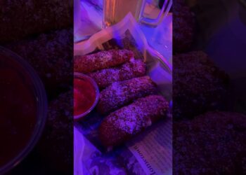Old Detroit Bar and Grille Rochester Hills. #restaurant #foodreview #foodlover #bar #foodvlog