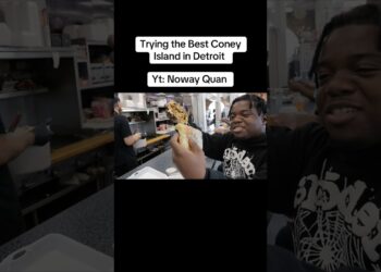 Trying the Best Coney Island in Detroit #detroit #foryou #explorepage #foodreview #shorts #fyp #food