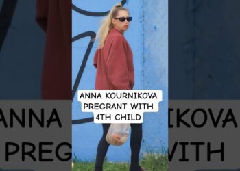 OFFICIAL NEWS: ANNA KOURNIKOVA IS PREGRANT
