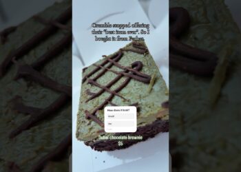 Dubai Chocolate Brownie (Crumble Alternative) #detroit #food #foodlover #foodreview #foodshorts