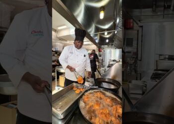 This place is known and said to be making some of the best fried chicken! #friedchicken #soulfood