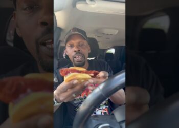 Dave’s Hot Chicken taste test. #food #review #foodreview #daveshotchicken #detroit #southfield