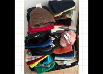 Start preparing samples for the next Canton Fair!#factoryproducts #knitting #fashion