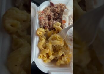 #Detroit #DetroitFood #DetroitFoodie #foodhall #foodreview  #Seafood #Michigan #Detroit￼