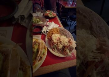 Xochimilco Restaurant Detroit Michigan! #restaurant #foodreview #foodlover #foodvlog #mexicanfood