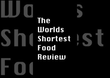 The Worlds Shortest Food Review @ @vitosbakery1972 #detroit #foodie #dessert #michigan #cannoli