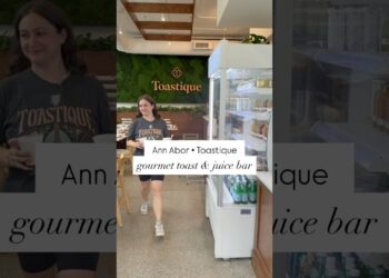 Toastique – Ann Arbor • Avocado toast, smoothie bowls, fresh juice.