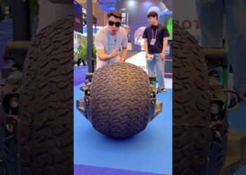 canton fair 2025 – This Robot Will Replace the Police