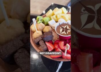 Melt and Dip IS Definitely One Of Metro Detroit’s BEST Dessert Spots #shorts