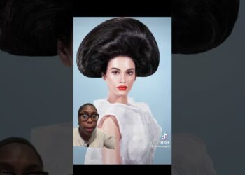 Vogue December issue #vogue #shorts #youtubeshorts #kaiagerber #marcjacobs #annawintour