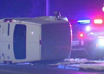 Police chase ends in Ypsilanti with crash & shooting
