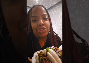 Food at Detroit Shipping Containers🥰😍 #travelvlog #travel #food #foodie #review #viral #viralvideo