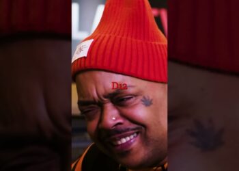 D12 JUMPED HIM FOR DISSING EMINEM! 🚨