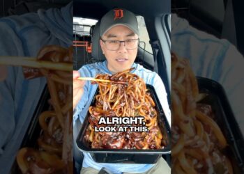 Asian Hidden Gem in Toledo, Ohio! 🍜 #toledo #koreanfood #chinesefood
