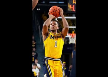 No. 7 Michigan beats Middle Tennessee 86-61 in Ann Arbor Wednesday night