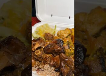 Topey’s Kitchen – Detroit, MI #detroit #detroitrestautants #jamaicanfood