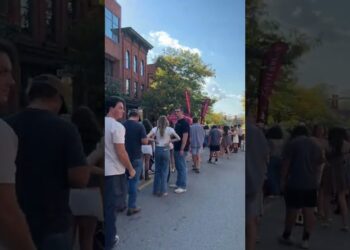 Fans fill Ann Arbor for Zach Bryan, John Mayer concert at Michigan Stadium