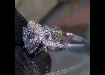 Shine Brightly with a 1 Carat D Color Heart Moissanite Ring in 925 Silver Featuring GRA Certificate