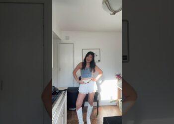 tb to fit from ZB #zachbryan #concert #concertfit #countrymusic #annarbor #michigan