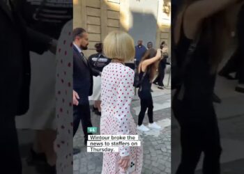 Anna Wintour To Step Down As Editor In Chief Of Us #anna Wintour